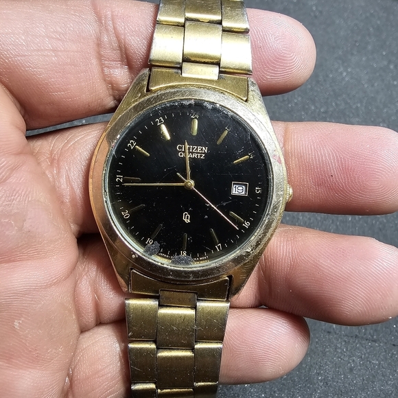 Citizen Mens Quartz Watch Gold Tone Black Date Just 5510-076214 Parts Or Repair - Picture 1 of 9